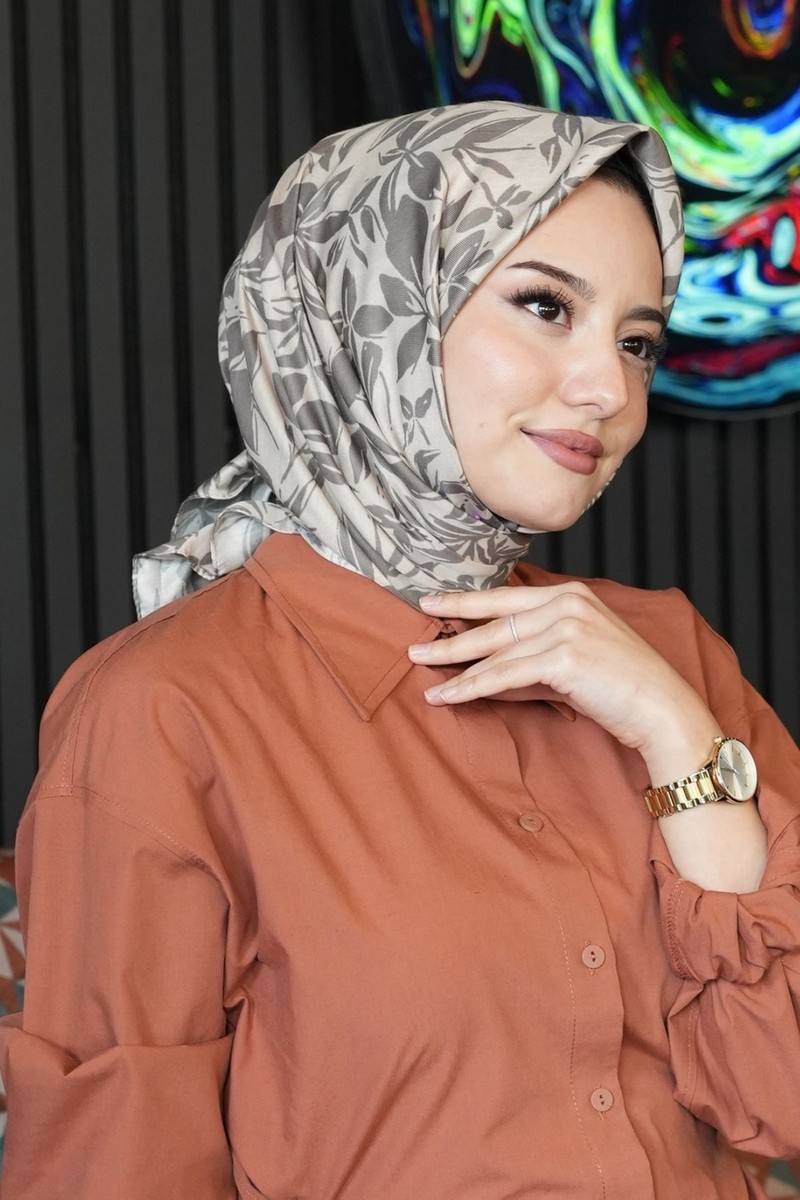 Afvente Floral Desen Bej Soft Pamuk Eşarp