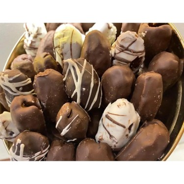 Hurma Kervanı Hurma Kervanı Çikolatalı Badem Dolgulu Hurma 1 kg Lezzetli Sağlıklı — 3. ürün görseli