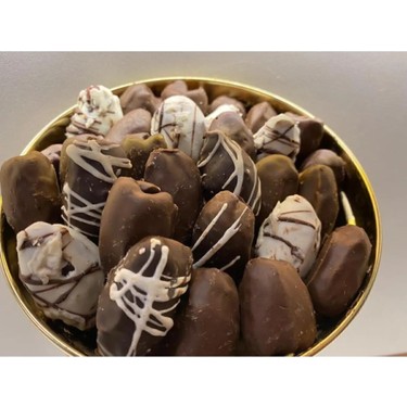 Hurma Kervanı Hurma Kervanı Çikolatalı Badem Dolgulu Hurma 1 kg Lezzetli Sağlıklı — 4. ürün görseli
