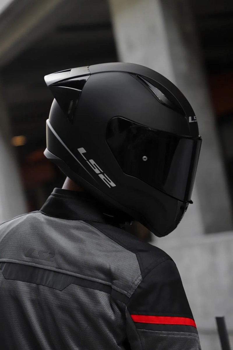 LS2 Rapıd 2 Race Mat Siyah Kask M Beden Hafif Polikarbon Malzeme ile Dayanıklı ve Konforlu
