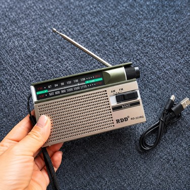 UltraTekno UltraTekno RD-331RG Şarjlı Cep Radyosu Fm/am 2 Bant Taşınabilir Radyo Type-C Şarjlı 2xaa Pil — 2. ürün görseli