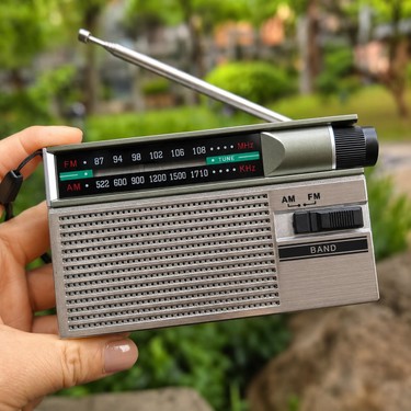 UltraTekno UltraTekno RD-331RG Şarjlı Cep Radyosu Fm/am 2 Bant Taşınabilir Radyo Type-C Şarjlı 2xaa Pil — 6. ürün görseli