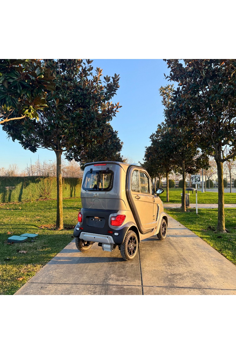 Volta Volta Ev1 Elektrikli Araba 250 kg Taşıma Kapasitesi ve 4 Tekerlek ile Modern Şehir Yaşamına Uygun — 3. ürün görseli