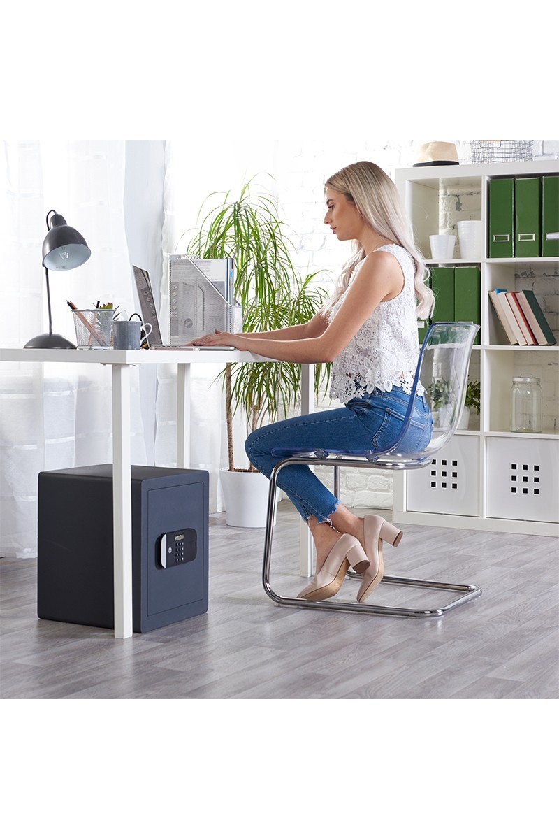 Yale Yale Ofis Tipi Motorlu Kasa - Maksimum Güvenlik Sertifikalı Şifreli 22 kg Antrasit 35x35x40 cm YSEM/400/EG1 — 3. ürün görseli